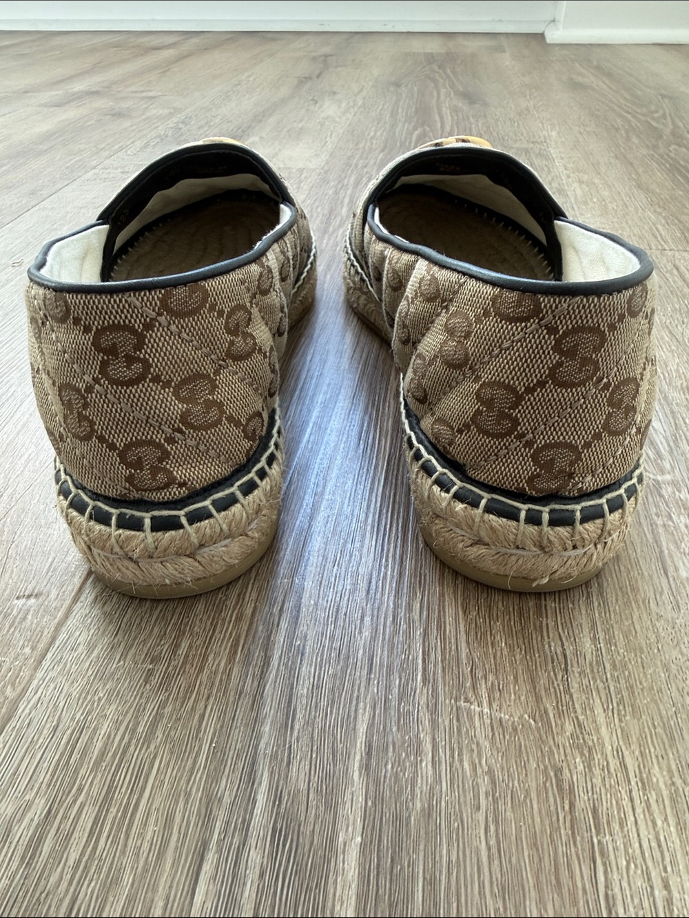 Gucci Brown Beige GG Canvas Espadrille Flats with Gold Double G - Picture 2 of 7